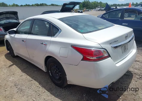 2015 Nissan Altima 2.5 S из США, поврежденный, VIN 1N4AL3AP8FC199076